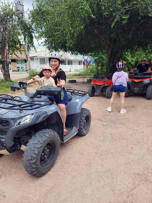 Image #1 from Xuzeyu Y.